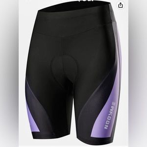 WOMEN’S CYCLING PADDED SHORTS